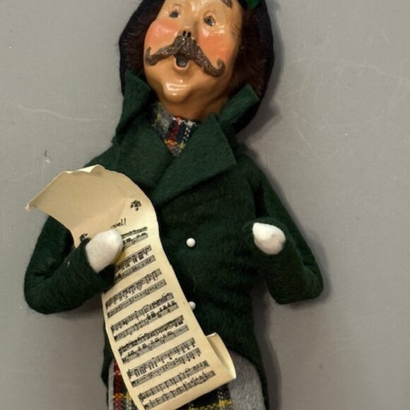 Vintage Byers Choice Carolers Christmas Figurine Chalfont 1995 Music Sheet Noel - Picture 2 of 4